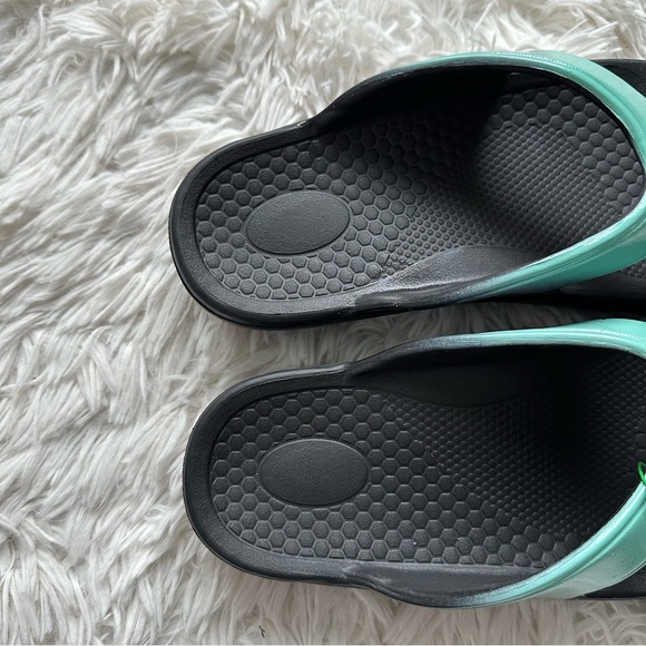 Funky Monkey Womens Flip Flops Arch Support New With Tags Size 8 - Picture 4 of 7